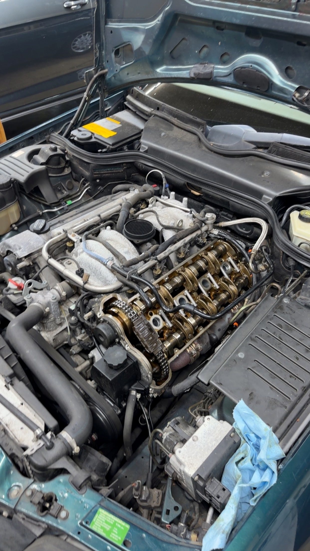 Mercedes-Benz SL500 valve service at Blue Rocket Performance — Milwaukie & Portland, Oregon